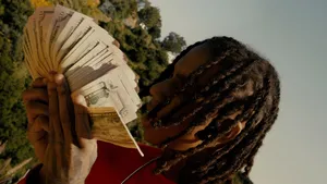 Lil Jeff Showing Cash Wallpaper