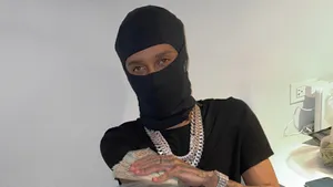 Lil Jeff Style And Accessories Wallpaper