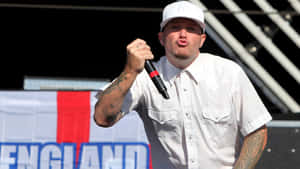 Limp Bizkit Lead Singer Performance Wallpaper