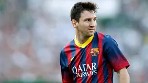 Lionel Messi Barcelona Uniform Qatar Airways Sponsor Wallpaper