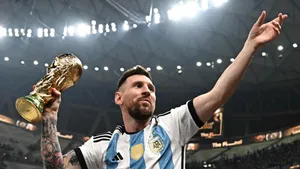 Lionel Messi Celebratingwith World Cup Trophy4 K Wallpaper