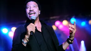 Lionel Richie Music Artist And Celebrity Wallpaper