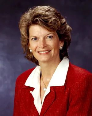 Lisa Murkowski Young Red Dress Wallpaper