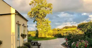 Lisburn Cityscape At Dusk Wallpaper