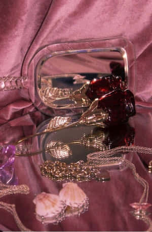 Living Lavishly Wallpaper