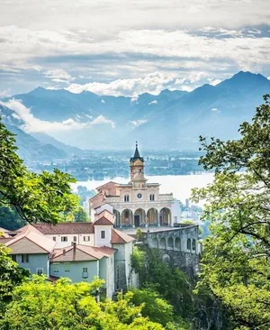 Locarno Madonnadel Sasso Overlooking Lake Maggiore Wallpaper