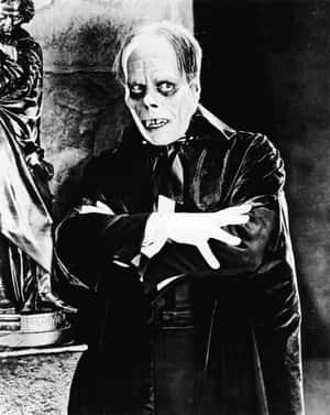 Lon Chaney In Universal Monsters Wallpaper