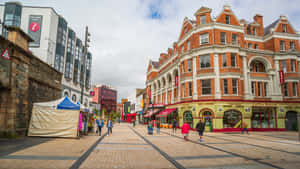 Londonderry Cityscape Pedestrian Area Wallpaper