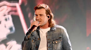 Long Brown Hair Morgan Wallen Wallpaper