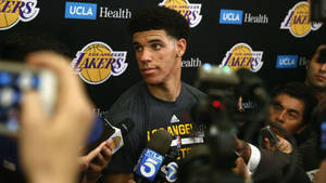 Lonzo Ball Nba Interview Wallpaper