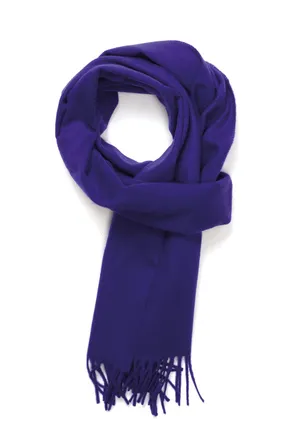 Look Beautiful And Chic With A Purple Scarf Wallpaper