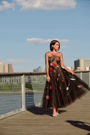 Look Your Absolute Best With A Gorgeous Black Tie Dress. Wallpaper