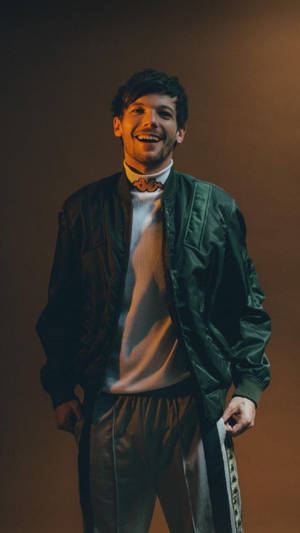 Louis Tomlinson Green Jacket And Turtleneck Wallpaper