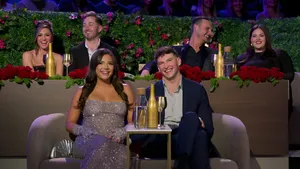 Love Is Blind Reunion Moments Wallpaper