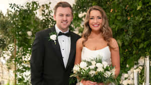 Love Is Blind Wedding Couple Wallpaper