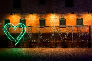 Love Lights Distillery District Toronto Wallpaper
