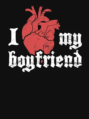 Love My Boyfriend Heart Graphic Wallpaper