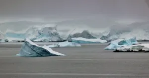 Low Temperature Floating Iceberg Wallpaper