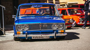 Lowrider Vintage Blue Vaz-2103 Wallpaper