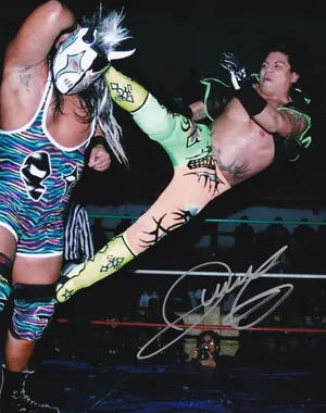 Luchador_ Kick_ Mid Match Wallpaper