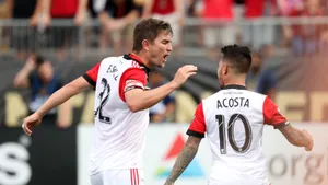 Luciano Acosta And Teammate Miguel Berry Wallpaper