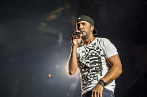 Luke Bryan Brings The Party To Life With His Music Wallpaper