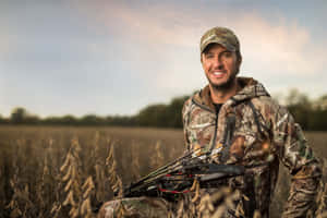 Luke Bryan Performing With His Band Wallpaper