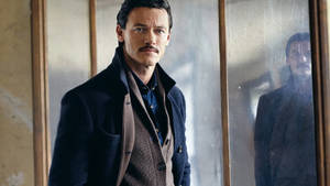 Luke Evans Fashion Editorial Wallpaper