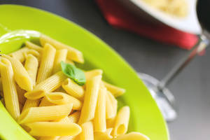 Lunch Pasta With No Sauce Close Up Shot Wallpaper