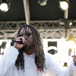 Lupe Fiasco Performing Live Wallpaper