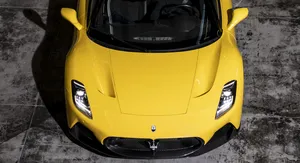 Luxe Drive - The Pioneering Maserati Mc20 Wallpaper