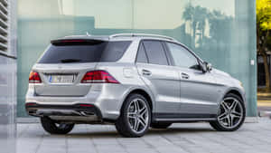 Luxurious Mercedes-benz Gle-class In Motion Wallpaper