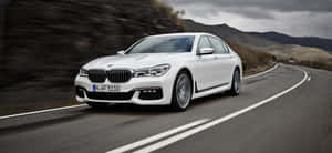Luxury Meets Performance - Bmw 7 Series Wallpaper