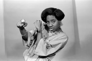 M C Lyte Classic Pose Wallpaper