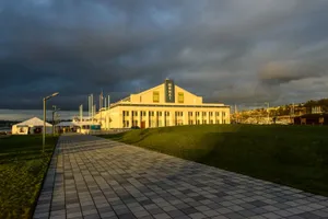 M O H A I Seattle Golden Hour Wallpaper