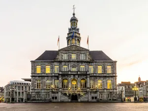 Maastricht Town Hall Dusk Wallpaper