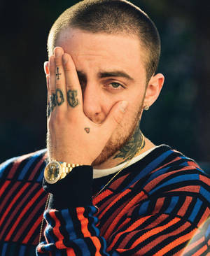 Mac Miller Covering One Eye Wallpaper