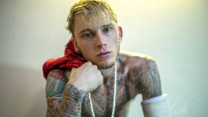 Machine Gun Kelly Against Light Wallpaper