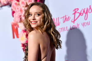 Madeleine Arthur Red Carpet Glance Wallpaper