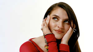 Mae Muller Performing Live On Stage Wallpaper