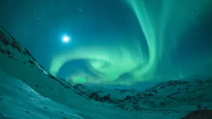 Magical Night Sky - The Stunning Aurora Borealis Wallpaper