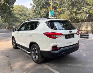 Mahindra Alturas G4 Rear View Wallpaper