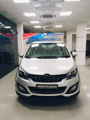 Mahindra Marazzo Showroom Display Wallpaper