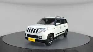 Mahindra T U V300 Showroom Display Wallpaper