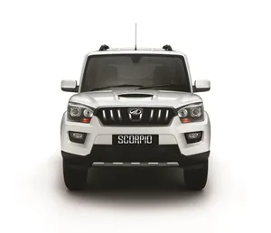 Mahindra Vehicle On A Scenic Mountain Adventure Wallpaper