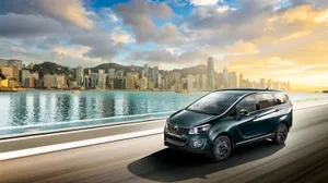 Mahindra Xuv 500 In Nature's Paradise Wallpaper