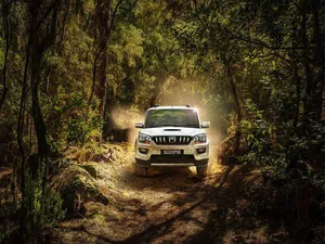 Mahindra Xuv500 - Adventure Awaits Wallpaper