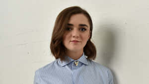 Maisie Williams Striking A Pose Wallpaper