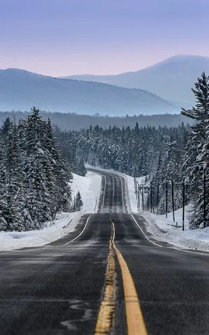 Majestic Blue Mountains At Sunset Wallpaper