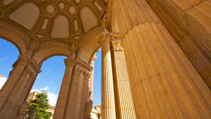 Majestic Column Of Palace Of Fine Arts, San Francisco Wallpaper